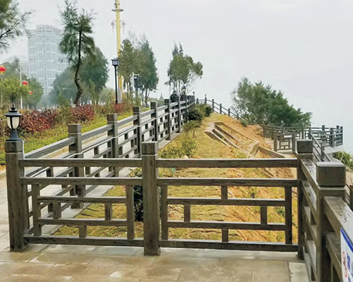 湛江1.8米方格仿木护栏