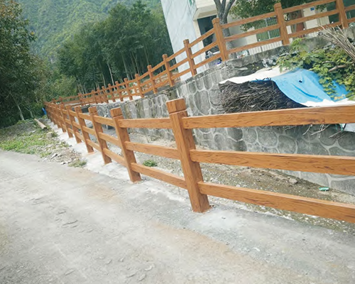 桂林正规的水泥仿木栏杆厂家